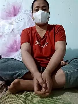 Linda885 from StripChat is Freechat