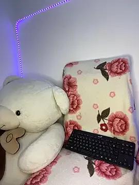 Linda_rouse from StripChat is Freechat