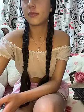 Linda_rouse from StripChat is Freechat