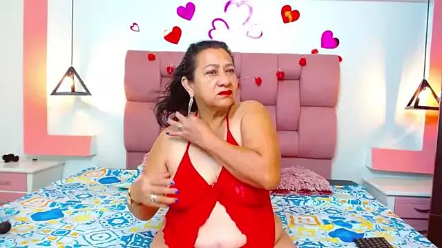 Lindacoopers from StripChat is Freechat