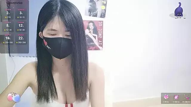 Lingzi- webcams show profile image 