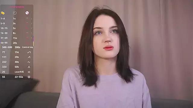 LinseyBongiorno from StripChat is Freechat