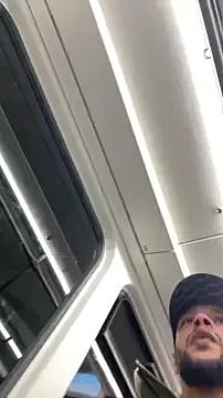 Photos of Lionayowe from StripChat is Freechat