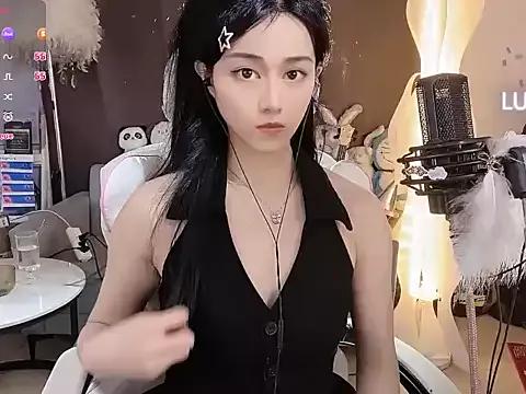 Lisa-ya webcams show profile image 