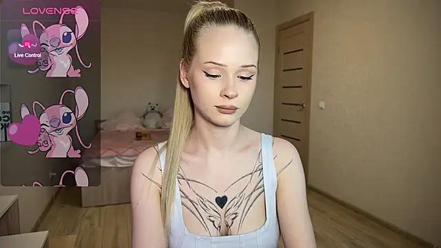 Dirty chat webcam: explore liveshows with versed models, from laying bare to fetishes, in a variety of sexy free adult webcams.