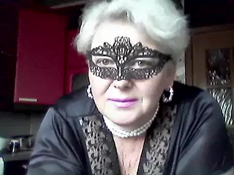 Lisa_Suzie from StripChat is Freechat