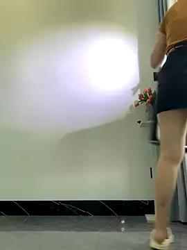 lisa_wren on StripChat