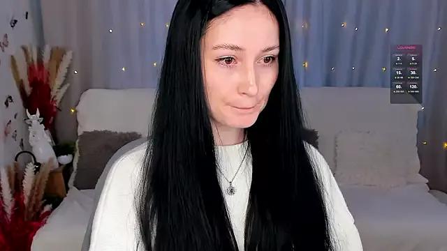 LisaMooore from StripChat is Freechat