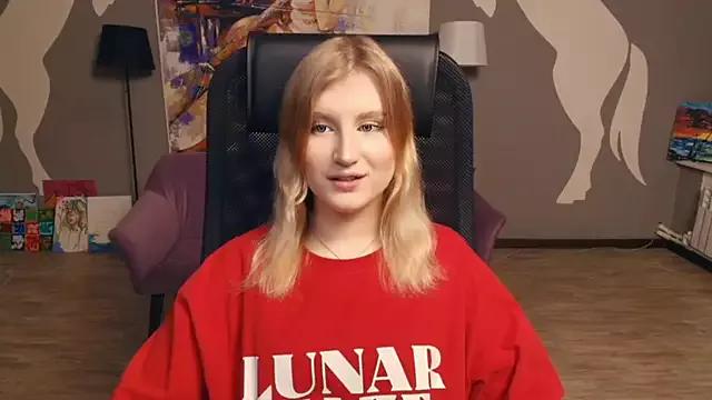 LisaRais from StripChat is Freechat