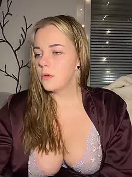 Photos of Lisaxtra from StripChat is Freechat