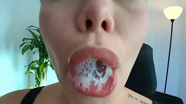 Photos of lisbet21x from StripChat is Freechat