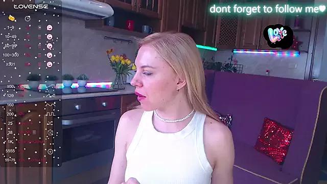 LiSinDoll from StripChat