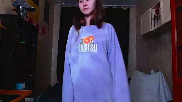 litle_owl from StripChat
