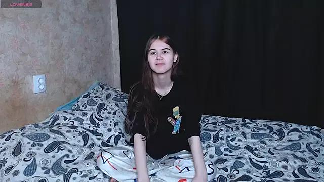 Litle_owl webcams show profile image 