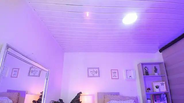 little_antonela from StripChat