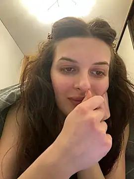 little_belucci from StripChat