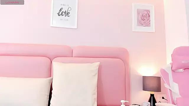 little_dolly1 from StripChat