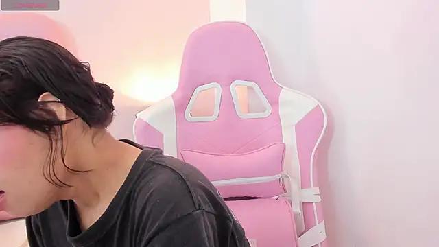 little_dolly1 from StripChat
