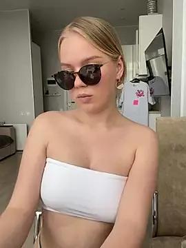Little_Forest_ELF from StripChat