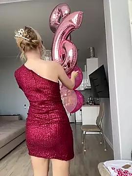 Little_Forest_ELF from StripChat