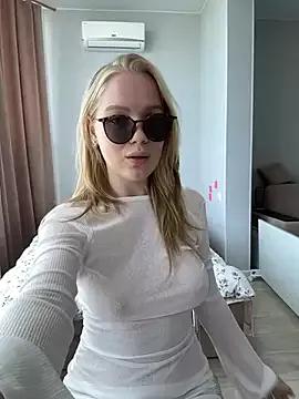 Little_Forest_ELF from StripChat