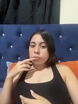 little_isabela1 from StripChat