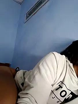 little_onixx from StripChat is Freechat
