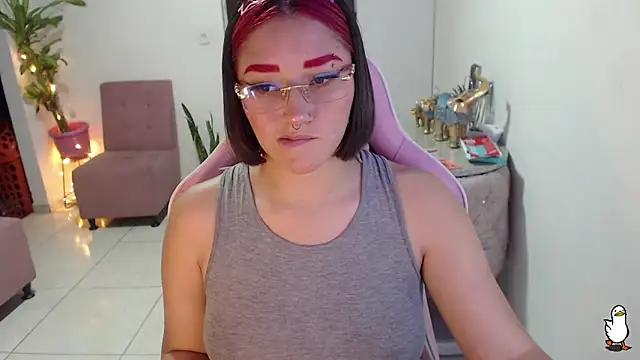 littleangel1_m from StripChat