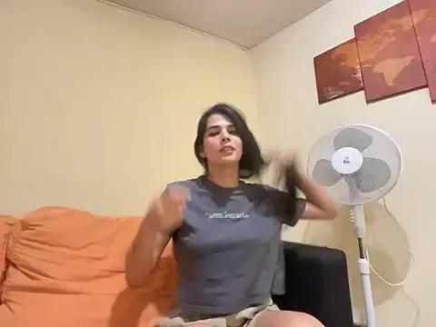 LittleePrincess from StripChat
