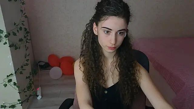 LittleFreya9 from StripChat