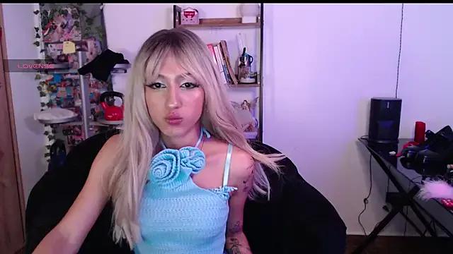 Littlegoddessx from StripChat