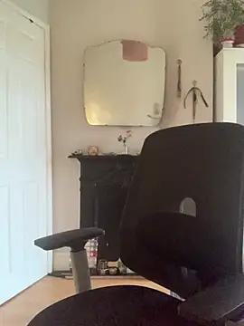 Littlelolo60 from StripChat