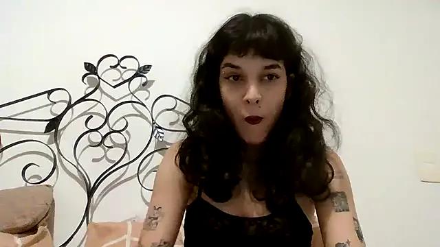 littlemisskimmy from StripChat