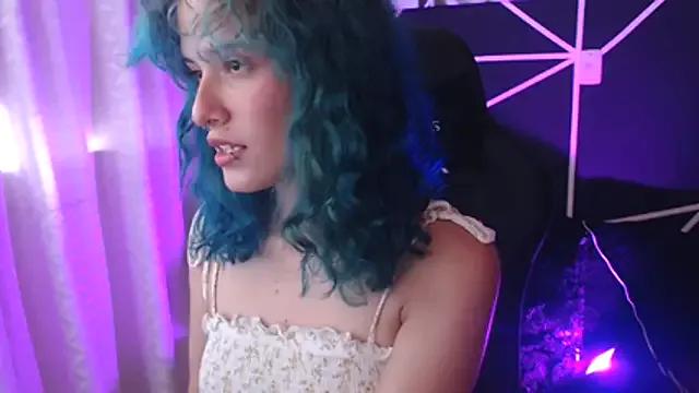 LITTLENAMI_ from StripChat