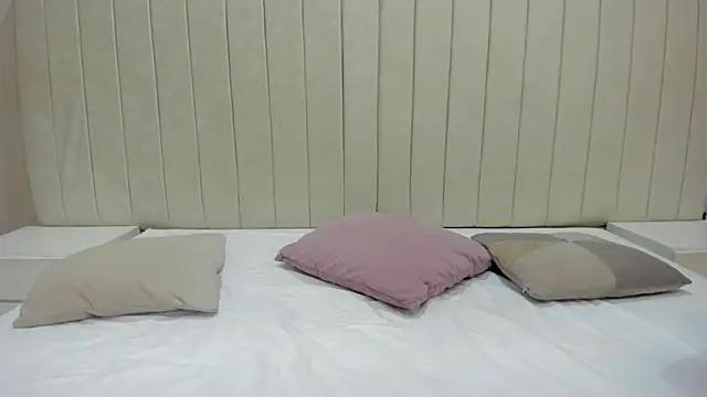Littleolivia_ from StripChat