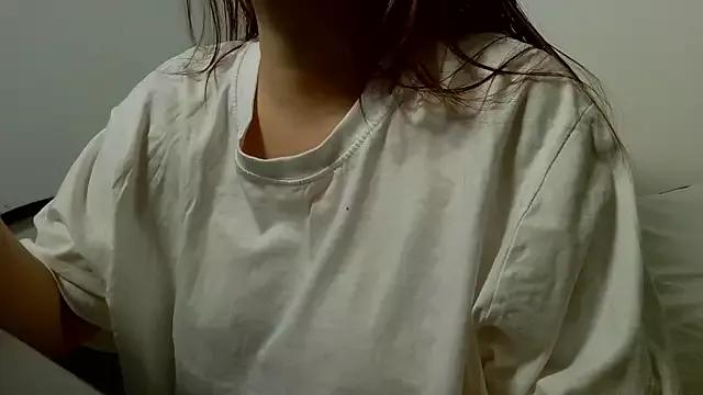 Littleseems from StripChat