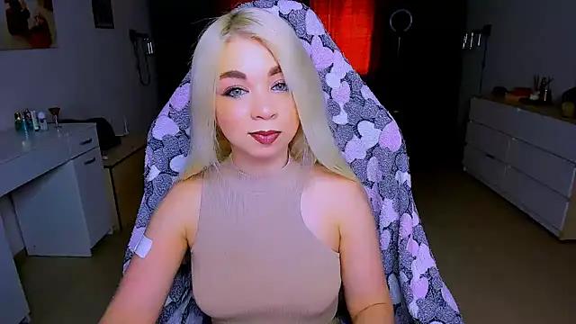 littleSiyfairy from StripChat
