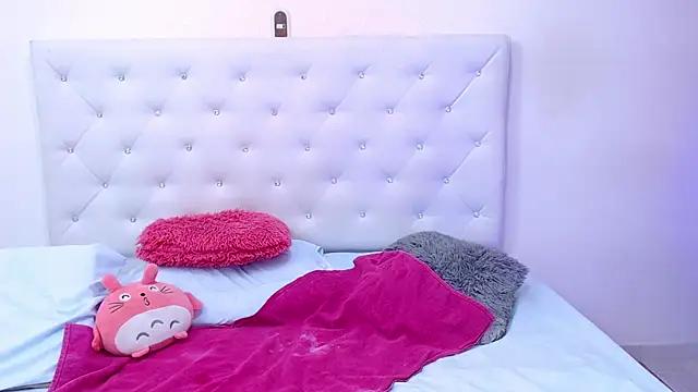 littleslut1 from StripChat