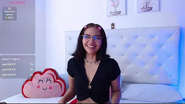 littleslut1 from StripChat