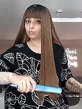 littlevalerie from StripChat is Freechat