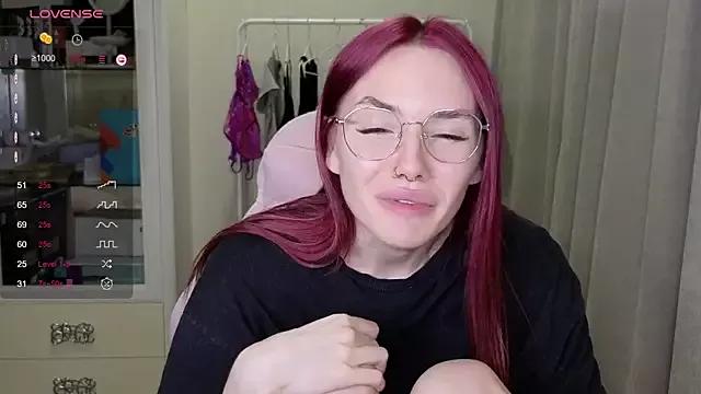 littlevildevil from StripChat