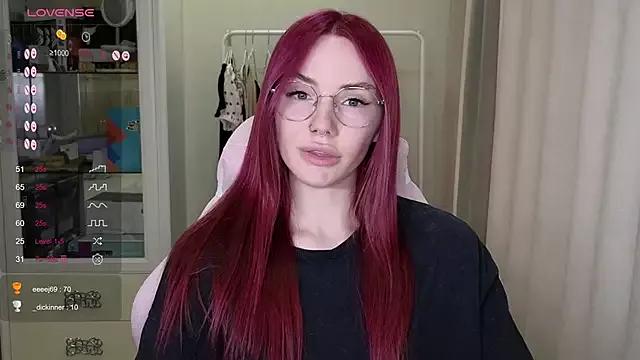 littlevildevil from StripChat