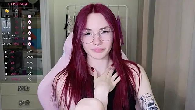 littlevildevil from StripChat