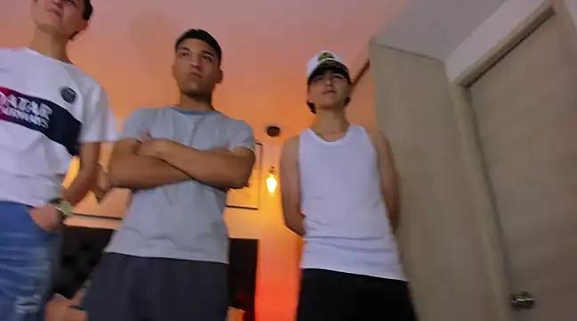 LittleWhiteBoys from StripChat