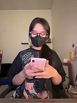 Livender_2x webcams show profile image 