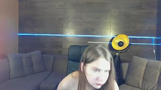 LiviaShy from StripChat