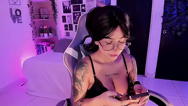 Photos of Liz_rogers_x from StripChat is Freechat