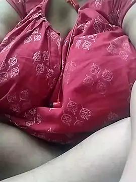 Lizza_boudi from StripChat