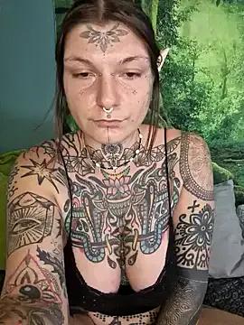 Photos of lizzardqueeen from StripChat is Freechat