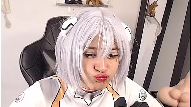lizzy-c-e-e from StripChat